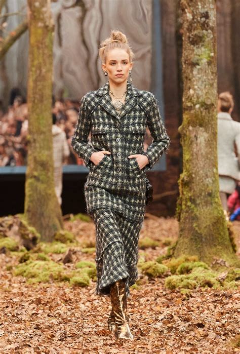 chanel autumn winter 2018|chanel runway dresses.